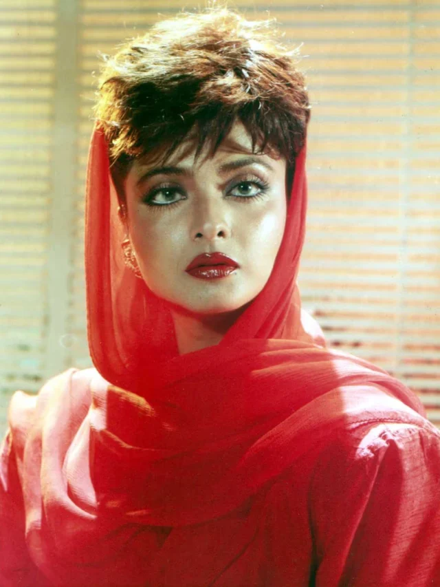 Happy Birthday Rekha!! शादी नहीं की लेकिन सिंदूर लगाती हैं जाने इसके पीछे क्या है वजह