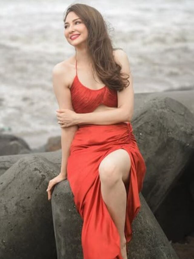 Top 5 most beautiful pics of Saumya Tandon