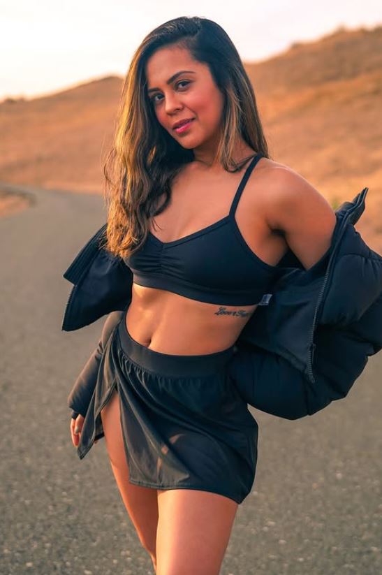 New look of Kuch Kuch Hota Hai Little Girl: छोटी सी अंजलि हो गई हैं बड़ी और बेहद खूबसुरत, देखें तस्वीरें 72 New look of Kuch Kuch Hota Hai Little Girl: छोटी सी अंजलि हो गई हैं बड़ी और बेहद खूबसुरत, देखें तस्वीरें