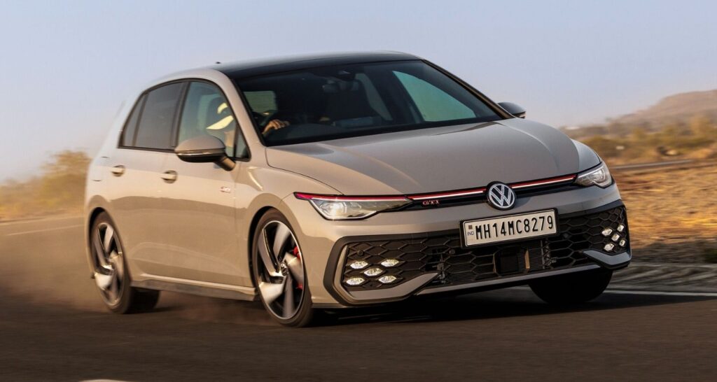 Volkswagen Golf GTI launched in India, खरीदने के लिए देने होंगे Rs 53 lakh 71 Volkswagen Golf GTI launched in India, खरीदने के लिए देने होंगे Rs 53 lakh