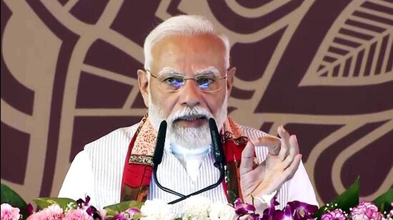 PM Modi Cancels 3 Nation Trip: पीएम मोदी ने 'ऑपरेशन सिंदूर' के बाद क्रोएशिया, नॉर्वे और नीदरलैंड यात्रा रद्द की 73 PM Modi Cancels 3 Nation Trip: पीएम मोदी ने 'ऑपरेशन सिंदूर' के बाद क्रोएशिया, नॉर्वे और नीदरलैंड यात्रा रद्द की