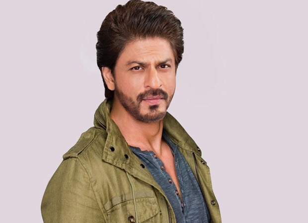 Fake Shah Rukh Khan found in Indore, कोई कह रहा सस्ता SRK तो कोई कह रहा Shah Rukh को हुआ सनबर्न 71 Fake Shah Rukh Khan found in Indore, कोई कह रहा सस्ता SRK तो कोई कह रहा Shah Rukh को हुआ सनबर्न