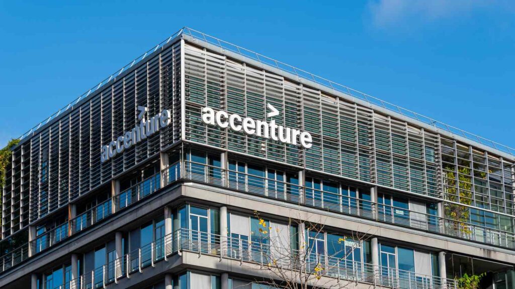 Supreme Court Relief for Accenture Staffer Told to Go to Pak, अहमद तारिक बट की देश निकाला कार्रवाई पर रोक 72 Supreme Court Relief for Accenture Staffer Told to Go to Pak, अहमद तारिक बट की देश निकाला कार्रवाई पर रोक