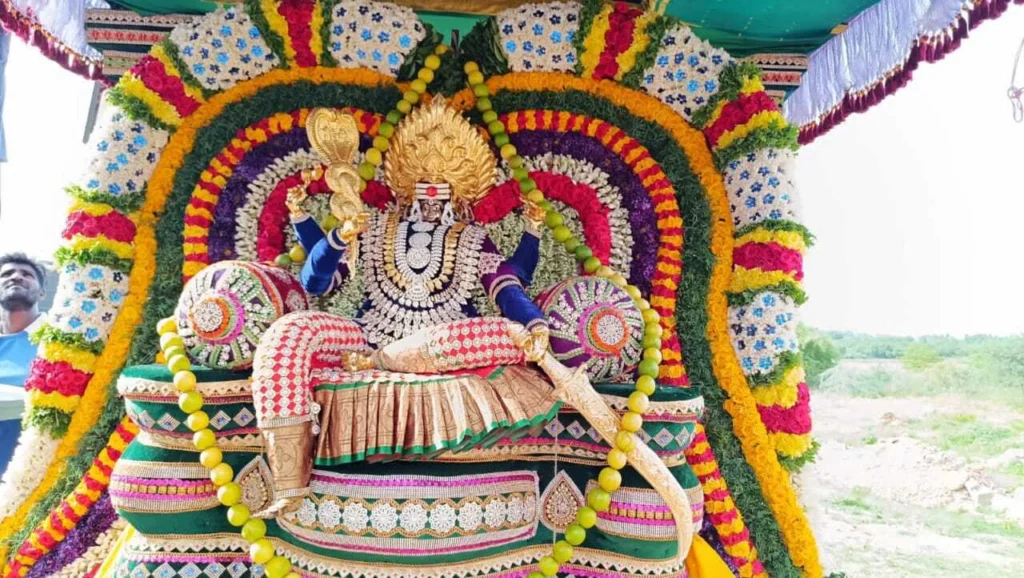 Tamil Nadu man drops Rs 4 crore documents in temple hundi, बेटी ने मांगा वापस तो मामला पहुंचा अदालत में 72 Tamil Nadu man drops Rs 4 crore documents in temple hundi, बेटी ने मांगा वापस तो मामला पहुंचा अदालत में