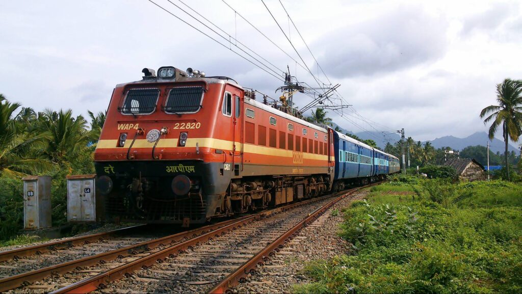 2 students dead and many injured तमिलनाडु में स्कूल वैन को ट्रेन ने मारी टक्कर, 2 छात्रों की मौत, कई घायल 71 2 students dead and many injured तमिलनाडु में स्कूल वैन को ट्रेन ने मारी टक्कर, 2 छात्रों की मौत, कई घायल