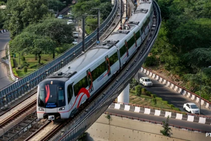 Delhi Metro ticket prices hiked after 8 years, जानिए नए किराए 72 Delhi Metro ticket prices hiked
